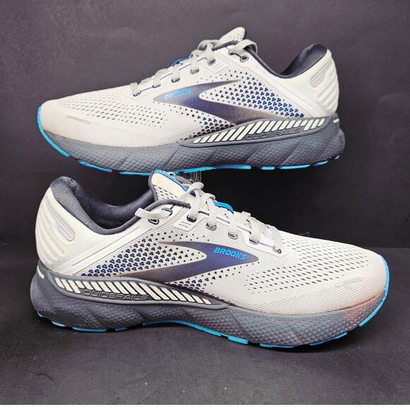 Brooks Men 11.5 Comfy footwear